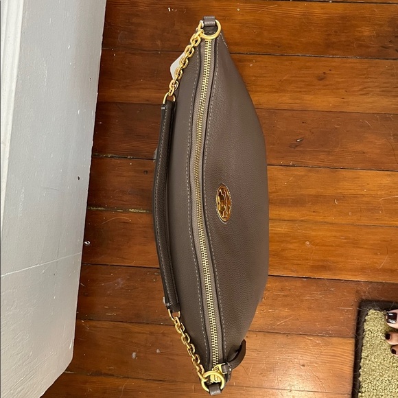 Tory Burch Carson Hobo Bag Silver Maple Pebbled Leather NWT Style 75421 - Picture 16 of 17